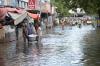 Pakistan Diguyur Hujan Lebat, Jalan Banjir hingga Nelayan Tidak Berani Melaut - Bagian 2