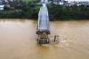 Jembatan Runtuh Diterjang Topan Yagi di Vietnam - Bagian 1