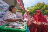 Cegah Stunting, Anak-Anak SD di Gowa Semangat Makan Telur Omega 3 - Bagian 5