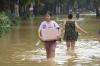 Imbas Topan Yagi, Permukiman Ibu Kota Vietnam Banjir - Bagian 4