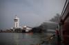 Damkar Berjibaku Padamkan 2 Kapal yang Terbakar di Pelabuhan Muara Baru - Bagian 6