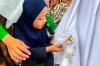 Potret Semangat Anak-anak TK Belajar Membuat Batik - Bagian 1