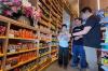 12.000 Ramyeon Asal Korsel Ditata Bak Perpustakaan - Bagian 5