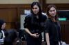 Ekspresi Sandra Dewi Duduk di Kursi Saksi Berhadapan dengan Harvey Moeis - Bagian 2