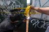 Protes Bau Sampah Menyengat, Warga Meruyung Depok Segel TPS Liar di Permukiman - Bagian 7