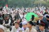 Ribuan Massa Hadiri Aksi Reuni 212 di Monas, Ada Habib Rizieq - Bagian 6