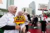 Para Aktivis Serukan Stop Kekerasan Terhadap Perempuan - Bagian 2