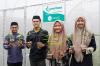Aktivitas Santri di Greenhouse Pondok Pesantren Tahfidz Qur'an Daarul 'Uluum Lido - Bagian 3