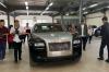 Penampakan Rolls-Royce hingga Tas Louis Vuitton Bernilai Rp18 M di Gudang Kemensos - Bagian 1