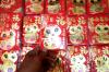 Kawasan Glodok Dipenuhi Ragam Pernak-pernik Imlek - Bagian 4