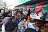 Berburu Takjil, Warga Membeludak di Pasar Ramadhan Benhil - Bagian 4
