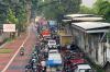 Jakarta Kembali Macet pada Hari Pertama Masuk Sekolah usai Libur Lebaran - Bagian 2