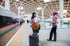 Potret Petugas Kereta Cepat Kenakan Kebaya Peringati Hari Kartini - Bagian 4
