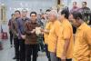 Bupati Badung Salurkan Bantuan Sosial Hari Raya Keagamaan untuk Umat Buddha