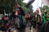 Ratusan Driver Ojol Demo Tolak Wacana Potongan Komisi 10 Persen - Bagian 3