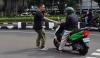 Viral Driver Ojol Nekat Lawan Arah di Depan Polisi: Waktu adalah Uang Pak
