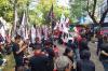 Massa Pro dan Kontra Demo Kawal Vonis Hasto di PN Jakpus