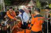 Banjir Setinggi 1 Meter Rendam Perumahan Jatibening Permai Bekasi Malam Ini - Bagian 5