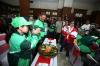 Ribuan Mitra Pengemudi Hias Tumpeng Catat Rekor MURI - Bagian 3