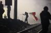 Demonstran Bubarkan DPR Bertahan di Pejompongan - Bagian 1