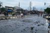 Jalan Pejompongan Dipenuhi Batu Buntut Demo DPR Ricuh, Pengendara Sulit Melintas