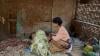 Kisah Pilu Nenek Rumi di Lebak, Hidup di Rumah Nyaris Roboh Sambil Rawat 2 Anak yang Sakit