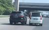 Viral Pengemudi Fortuner Tunjuk-Tunjuk Pengemudi Avanza di Jalan Tol, Psikolog: Merasa Kasta Tertinggi