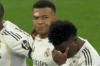 Detik-Detik Mbappe Murka saat Momen Hening di Liga Champions Dirusak Fans Bayern