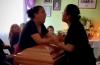 Viral! 2 Perempuan Berkelahi di Atas Peti, Saling Klaim Kekasih Jenazah
