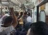 KRL Arah Rangkasbitung Gangguan akibat Muncul Percikan Api di Tiang Listrik   