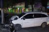 Kecelakaan Mobil Dikendarai Pelajar Tabrak 2 Motor di Jombang, 1 Orang Terluka