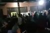 Kesal Banjir Terus Berulang, Warga Perumahan di Karawang Segel Kantor Developer