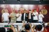 Ekspresi Shin Tae-yong Resmi Jadi Pelatih Persija Jakarta     - Bagian 5