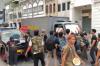 Aksi Demo Mahasiswa di Medan Memanas, Rantis Polisi Diadang Massa