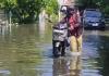 Banjir Rendam Ratusan Rumah di Surabaya usai Diguyur Hujan Deras, Aktivitas Warga Lumpuh