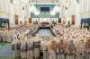 Santri Pesantren Ramai-Ramai Kunjungi Istana, Antusias Lihat Tempat Kerja Prabowo