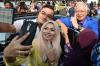 Jutaan Rakyat Malaysia Ikut Pemilu Tentukan Pemimpin Najib atau Mahathir - Bagian 6