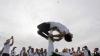 Warga Dunia Peringati Hari Yoga Internasional - Bagian 6