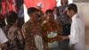 Presiden Jokowi Bagikan 6.000 Sertifikat Tanah untuk Warga Sumsel - Bagian 2