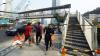JPO Bundaran HI Dibongkar, Warga Menyeberang di Pelican Crossing - Bagian 4