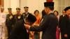 Presiden Jokowi Berikan Penganugerahan Tanda Kehormatan kepada 8 Tokoh - Bagian 7