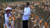 Ditemani Iriana, Presiden Jokowi Panen Jagung di Gorontalo - Bagian 1