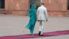 Potret Cantik Kate Middleton Pakai Hijab Kunjungi Masjid Bersejarah di Pakistan - Bagian 5