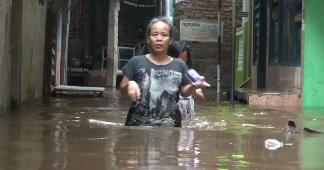 Banjir Rendam Puluhan Rumah di Kampung Ambon Bandarlampung