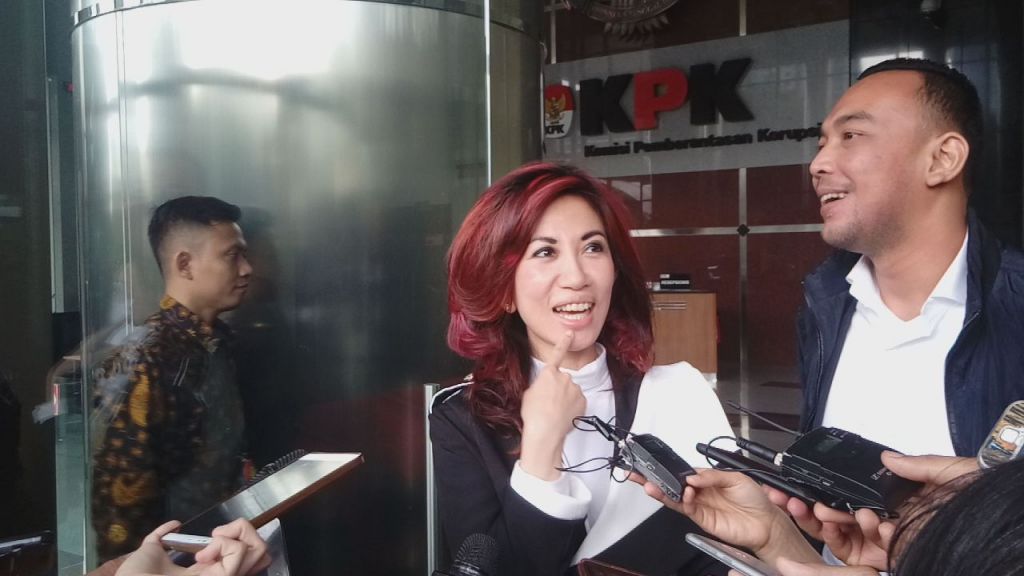 Diperiksa KPK, Dokter Sonia Kenal Bupati Rita di Acara Sosialita