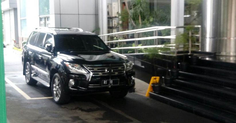 Mobil Dinas Menko Luhut Digeledah, Ternyata Badan Siber Cari Penyadap
