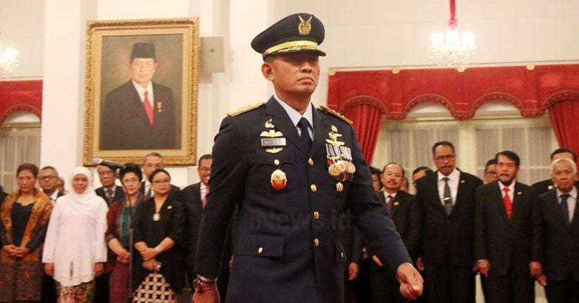 6 Pesawat Tempur Bermanuver di Acara Sertijab KSAU