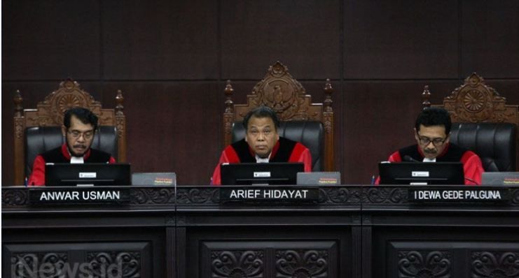 Antisipasi Kekosongan Jabatan, Ketua MK Temui Jokowi di Istana