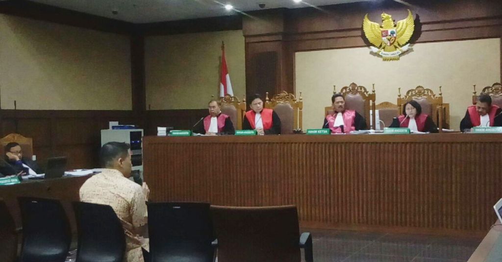 Saksi Sebut Proyek E-KTP Diprakarsai Partai Kuning, Merah, dan Biru