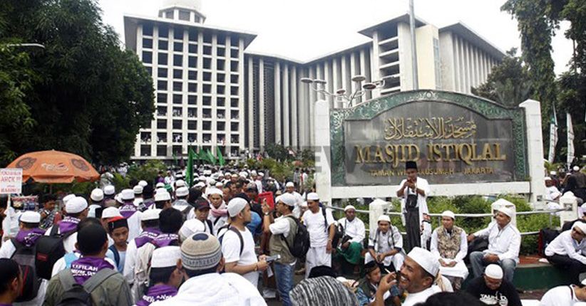 Alumni 212 Gelar Aksi Protes Puisi Sukmawati, Longmarch dari Istiqlal 